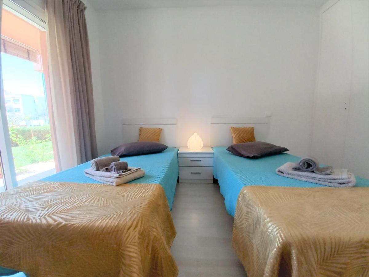 Garden Beach Luxury Apartment Litoralmar ポルティマン エクステリア 写真