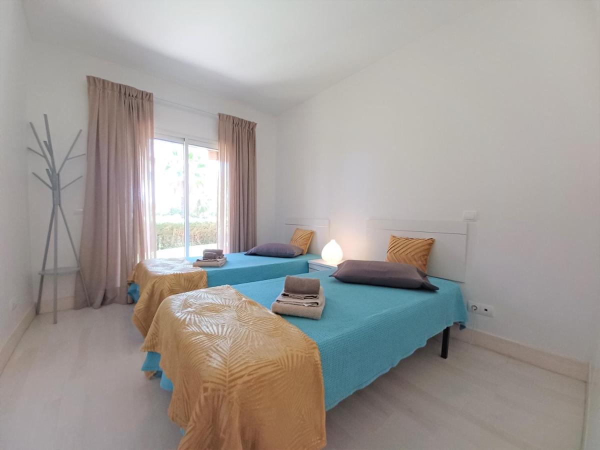 Garden Beach Luxury Apartment Litoralmar ポルティマン エクステリア 写真